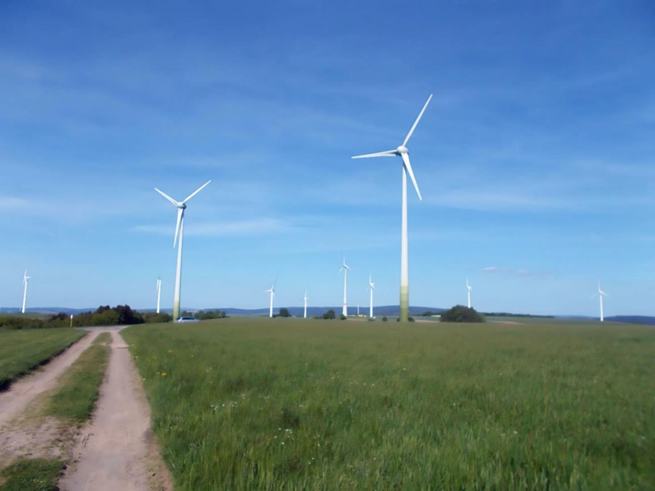 エネルギー産業の現場・設備の様子